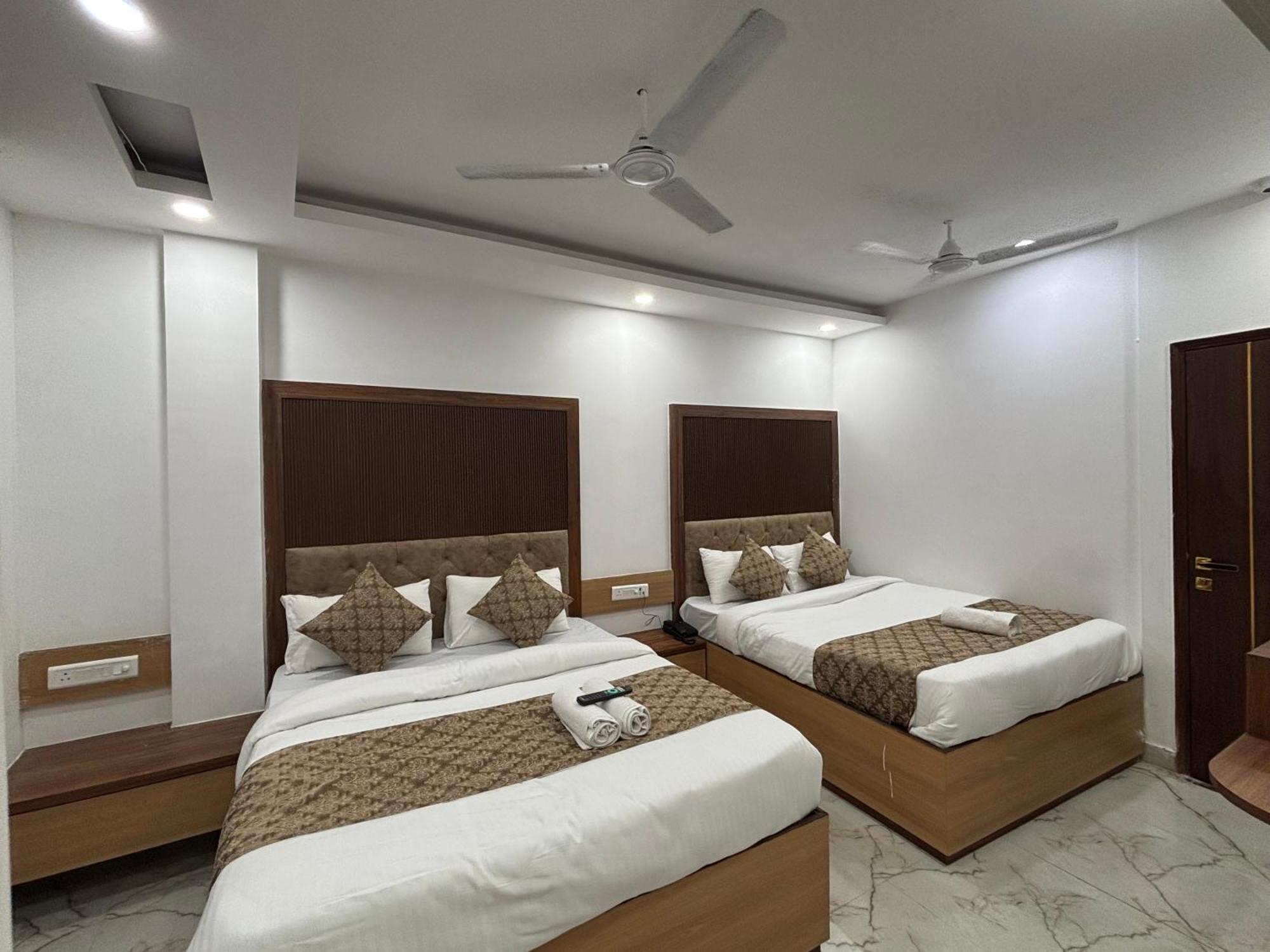 Cg Internationl By Sweet Guest House Yeni Delhi Dış mekan fotoğraf