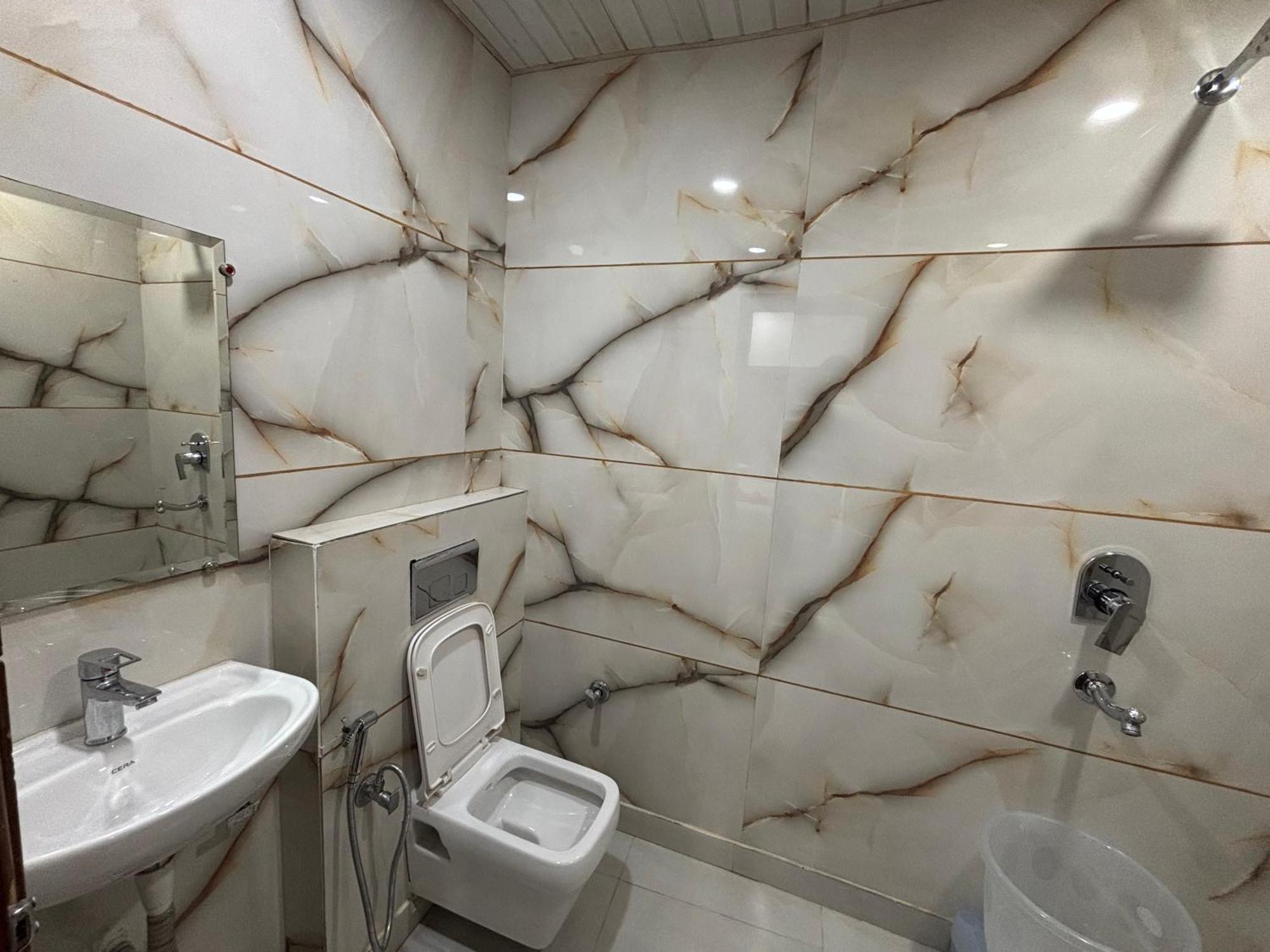 Cg Internationl By Sweet Guest House Yeni Delhi Dış mekan fotoğraf