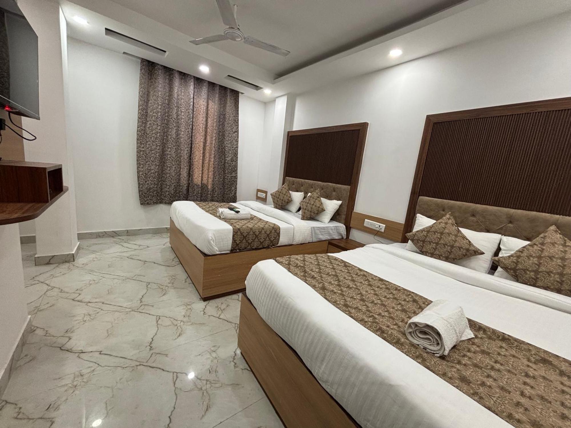 Cg Internationl By Sweet Guest House Yeni Delhi Dış mekan fotoğraf