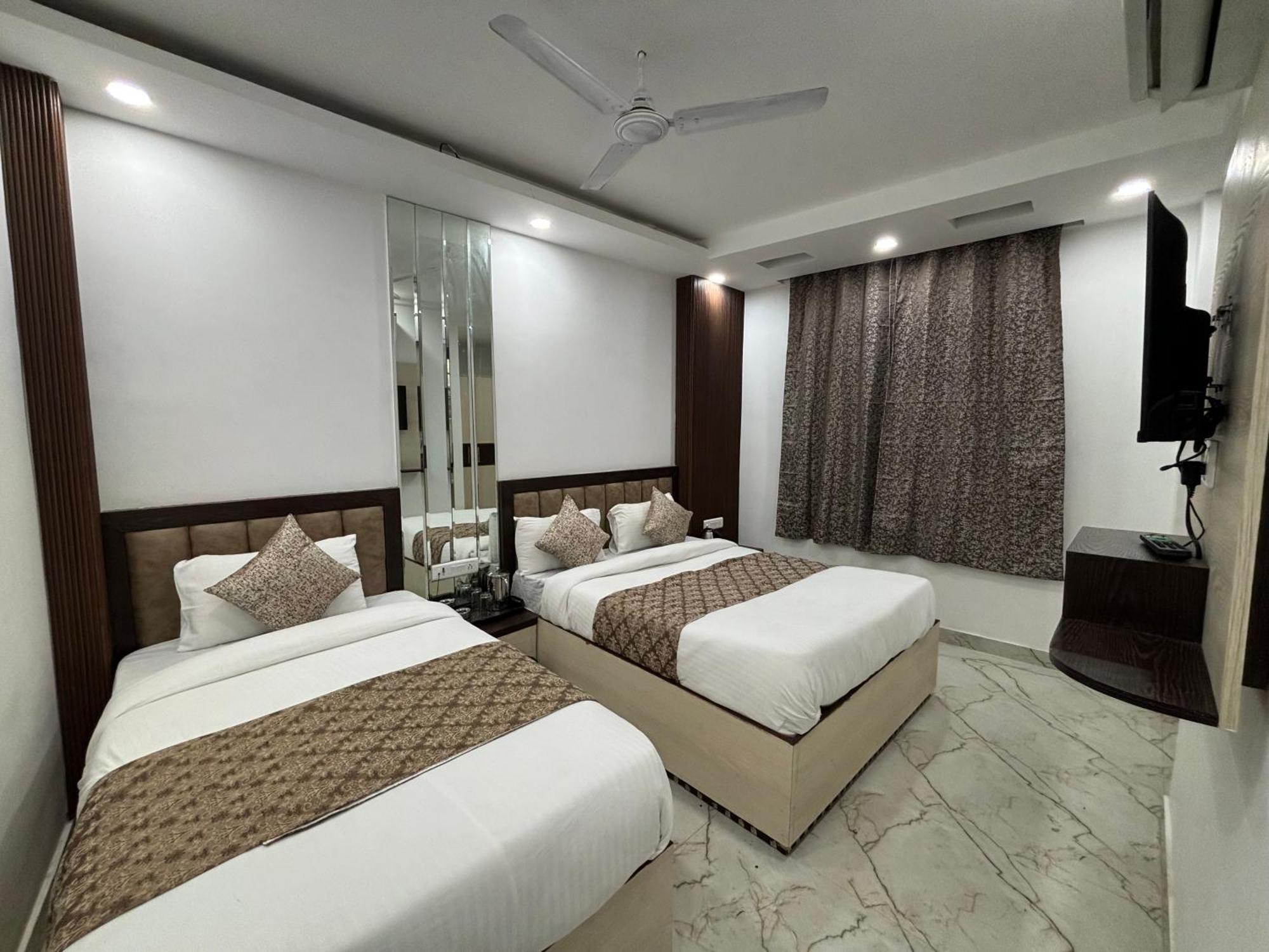 Cg Internationl By Sweet Guest House Yeni Delhi Dış mekan fotoğraf