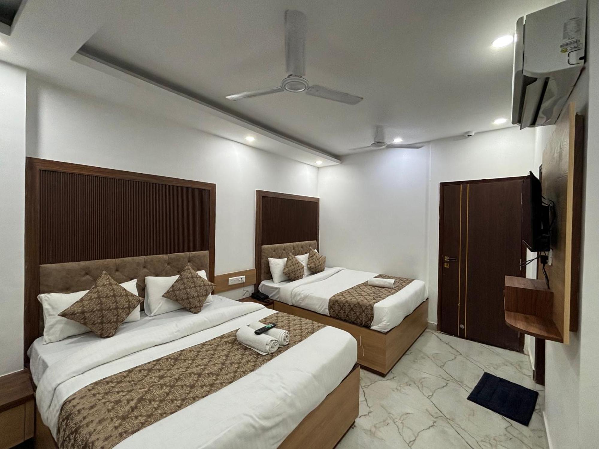 Cg Internationl By Sweet Guest House Yeni Delhi Dış mekan fotoğraf