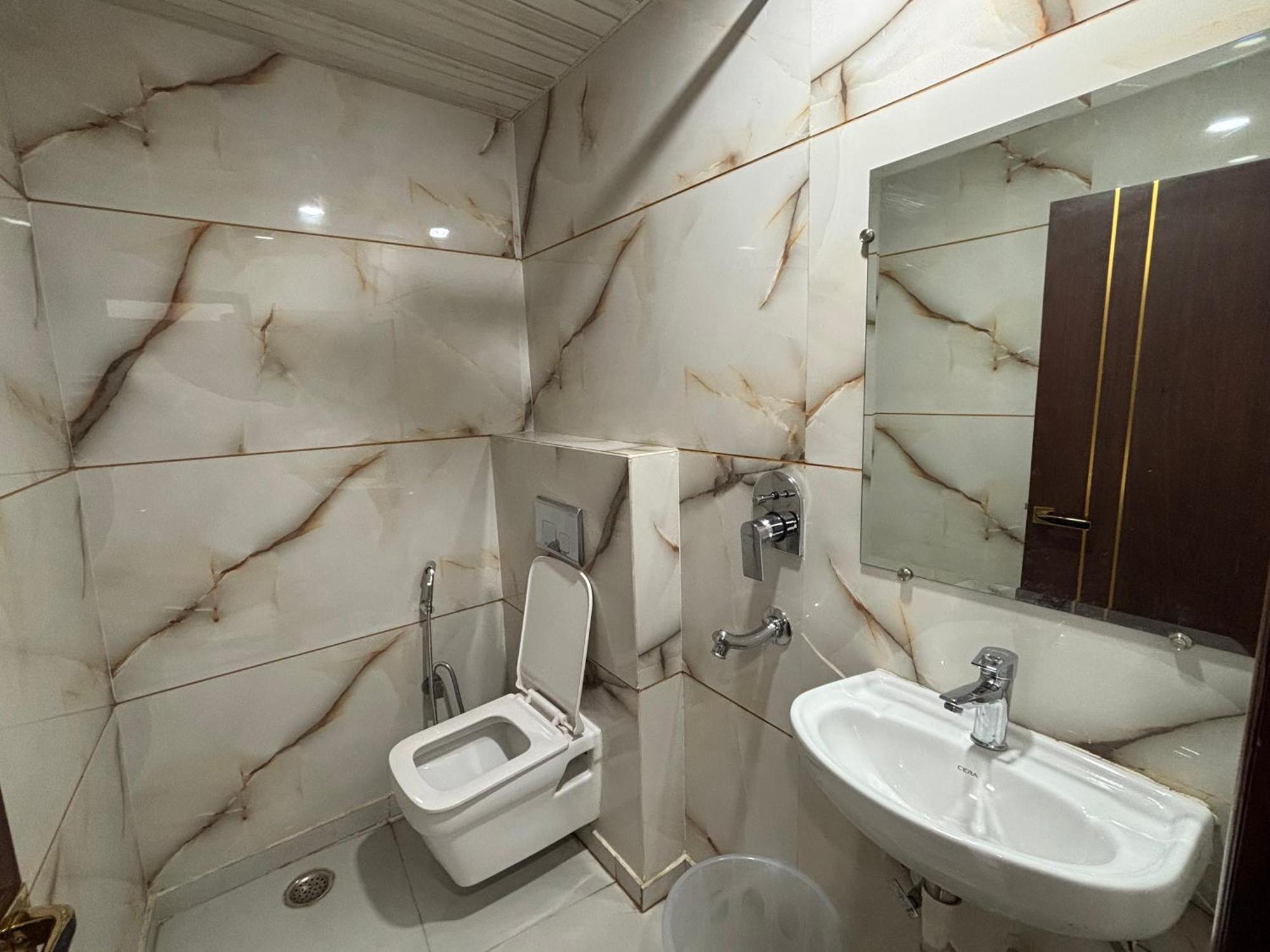 Cg Internationl By Sweet Guest House Yeni Delhi Dış mekan fotoğraf